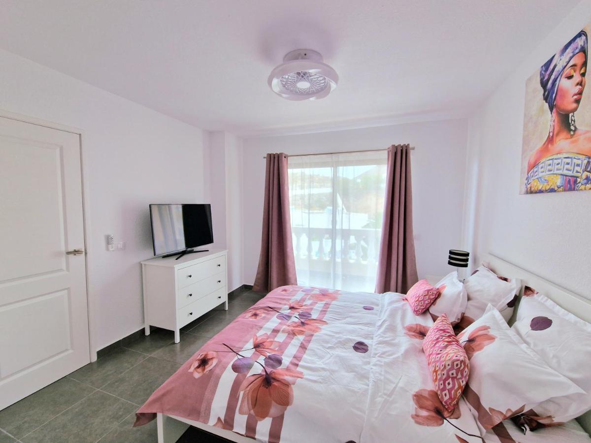 Rhea Calista Apartament Лос-Крістіанос Екстер'єр фото